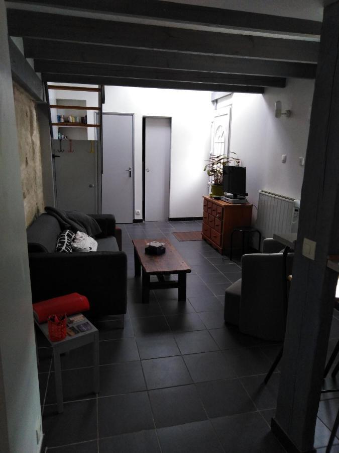 Apartment Gwendoline Amboise Bagian luar foto